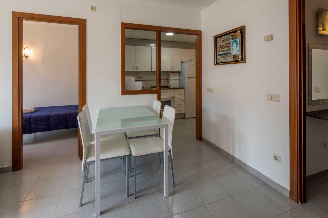 Appartement Apartamento Castell De Perelada à Gérone Extérieur photo